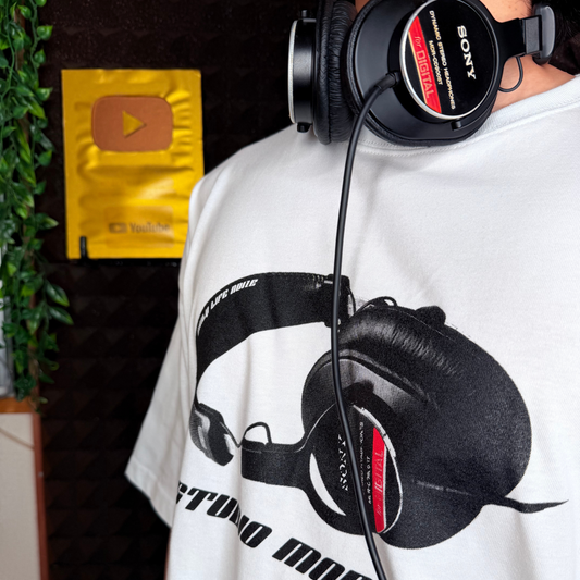 "STUDIO MONITOR" 900S Tee