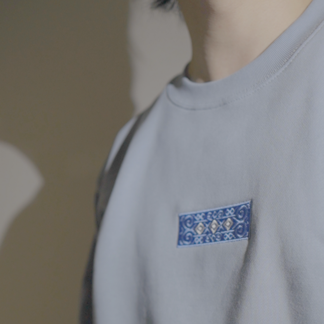 "KAMUY" Box Logo Sweat