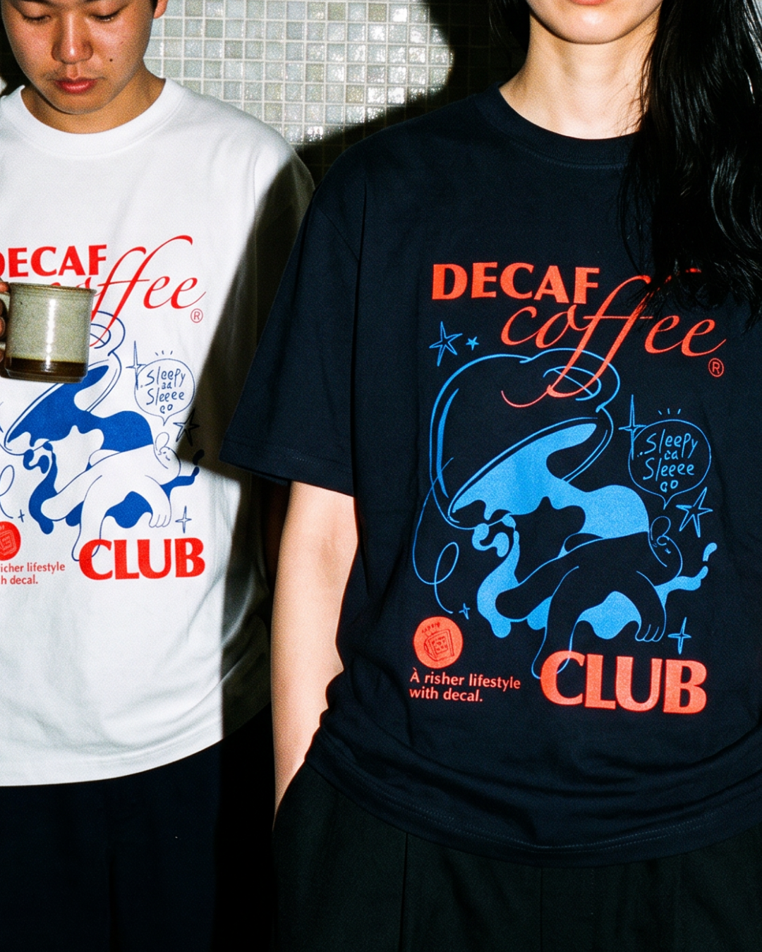 Decaf Coffee Club Tシャツ バックプリント｜DAILY LIFE NOIZE
