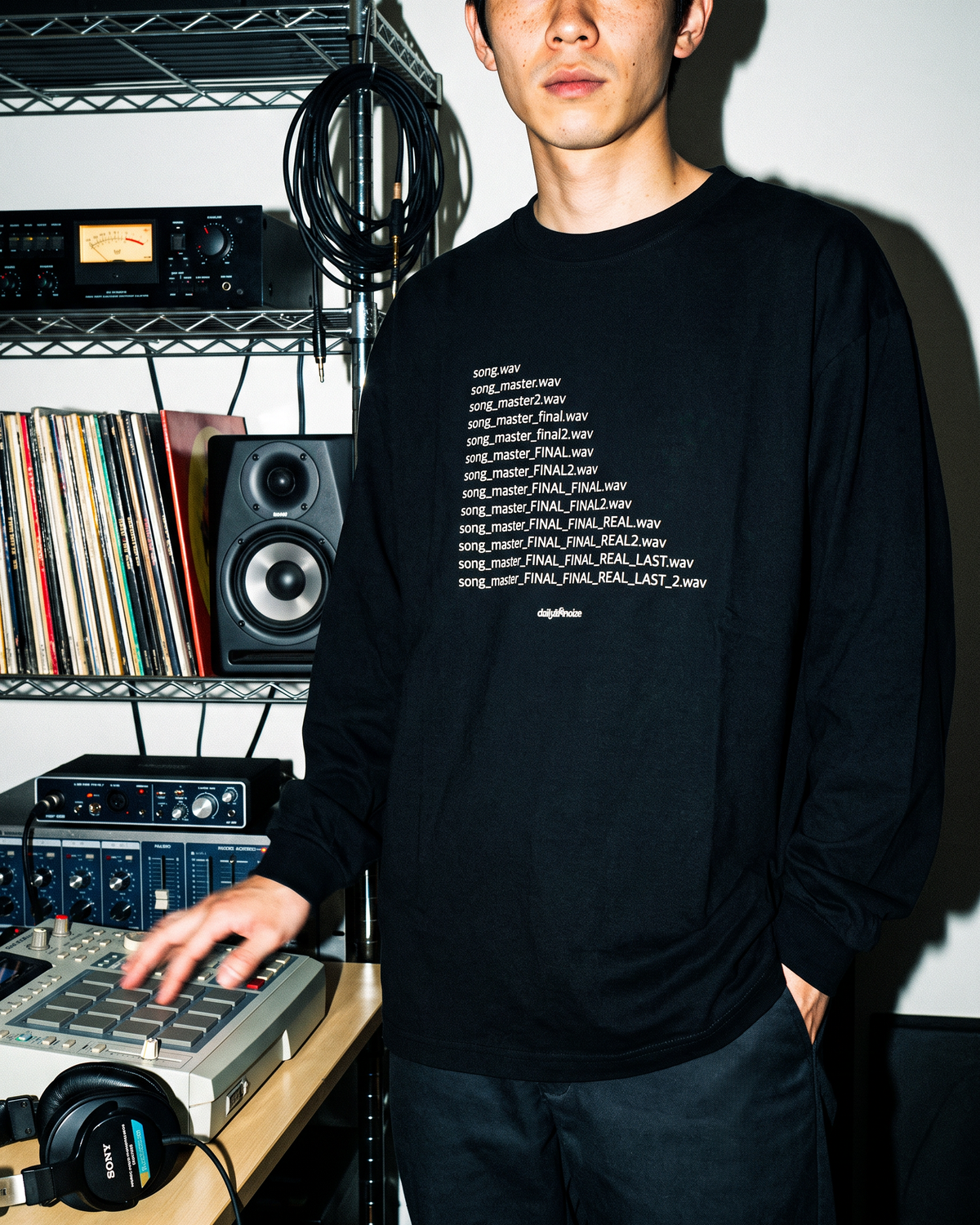 Mastering BOX LS Tee