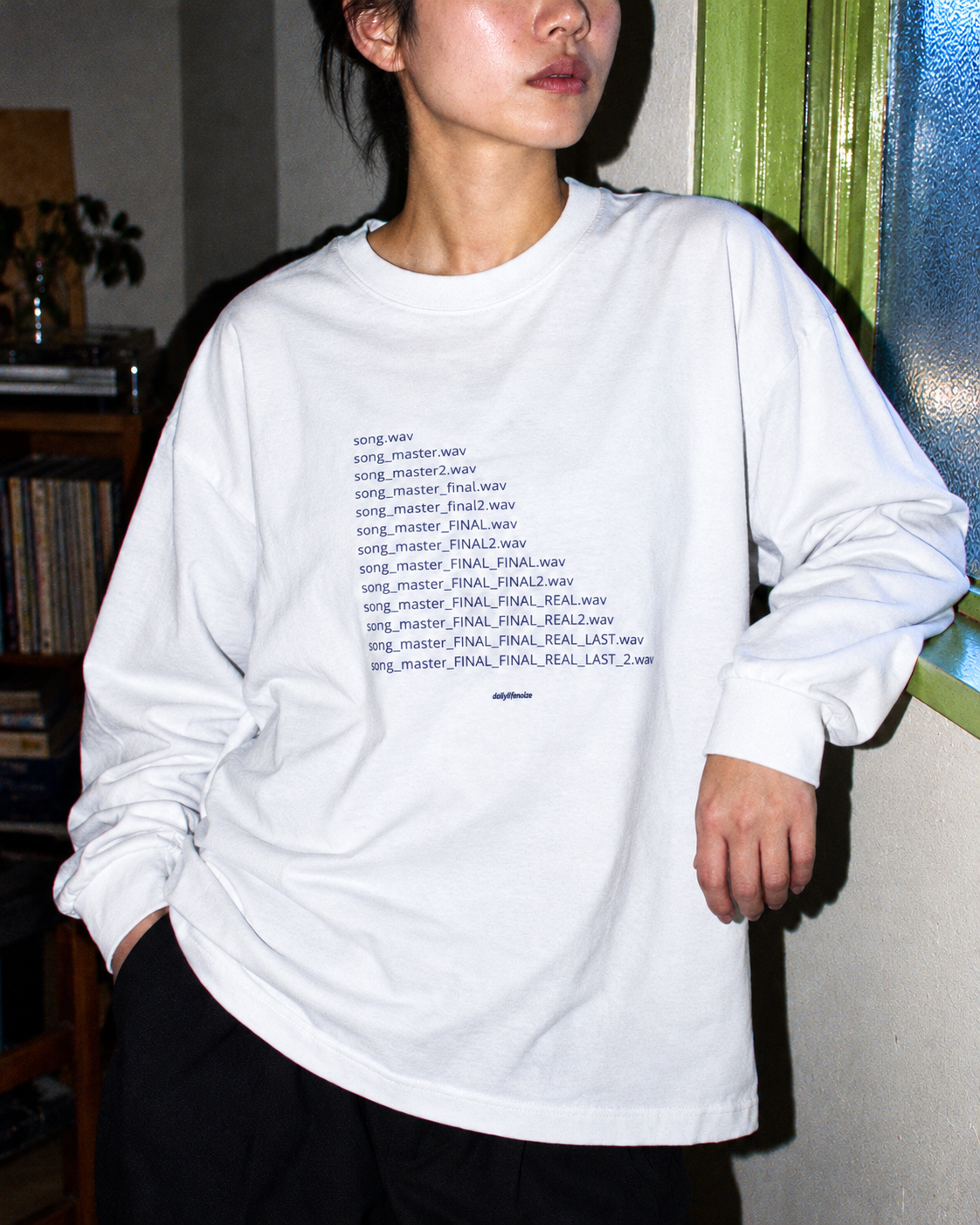 Mastering BOX LS Tee ホワイト 単体着用｜DAILY LIFE NOIZE
